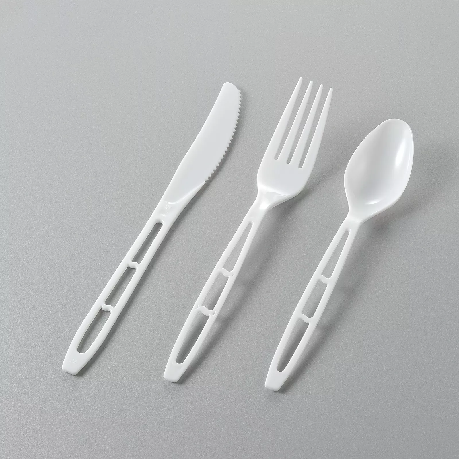 SY-PSC04 Heavy Weight PS Plastic Knife ,White/Black/Transparent, 1000ct. - Image 4