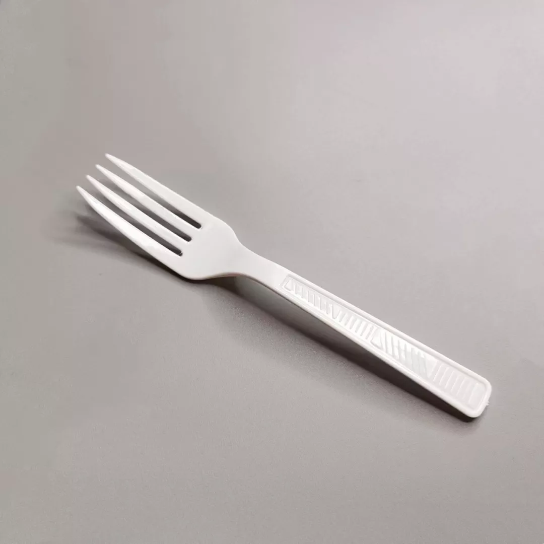 5.9" Medium Weight PS Fork White 2448ct.